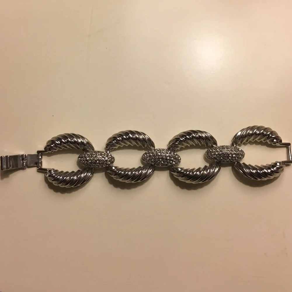 COPY - Banana republic statement bracelet